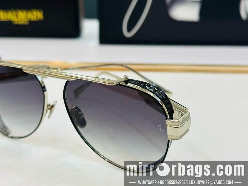 Balmain Glasses smx38