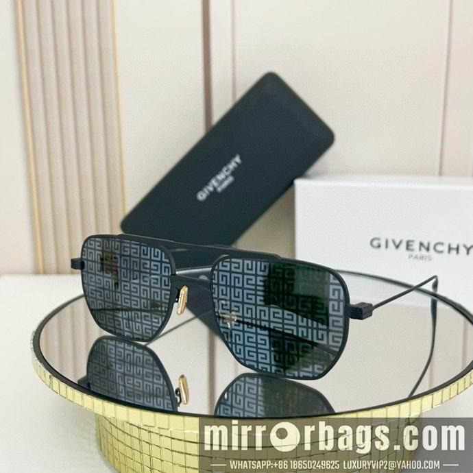 Givenchy Glasses smx11