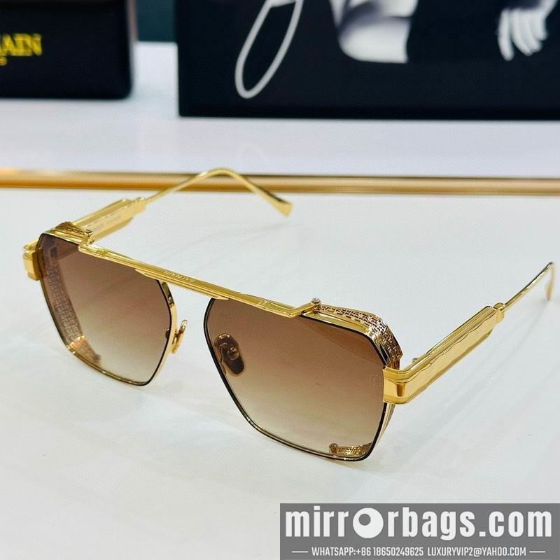 Balmain Glasses smx38