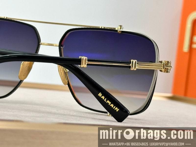 Balmain Glasses smx45