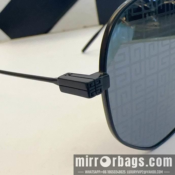 Givenchy Glasses smx19