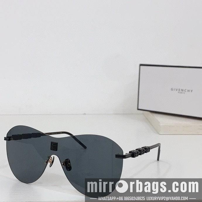 Givenchy Glasses smx22