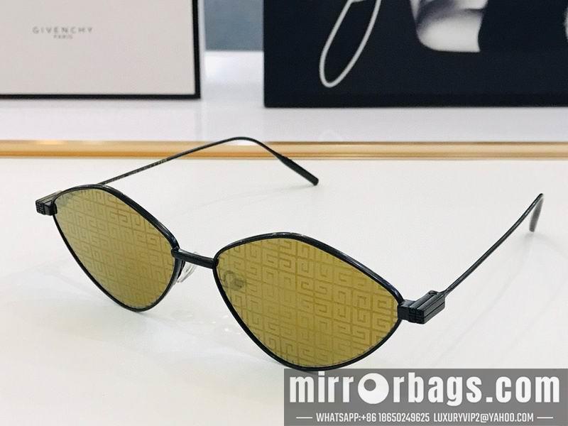 Givenchy Glasses smx09