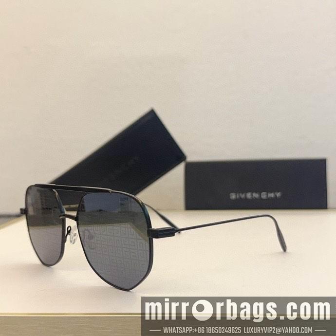 Givenchy Glasses smx19