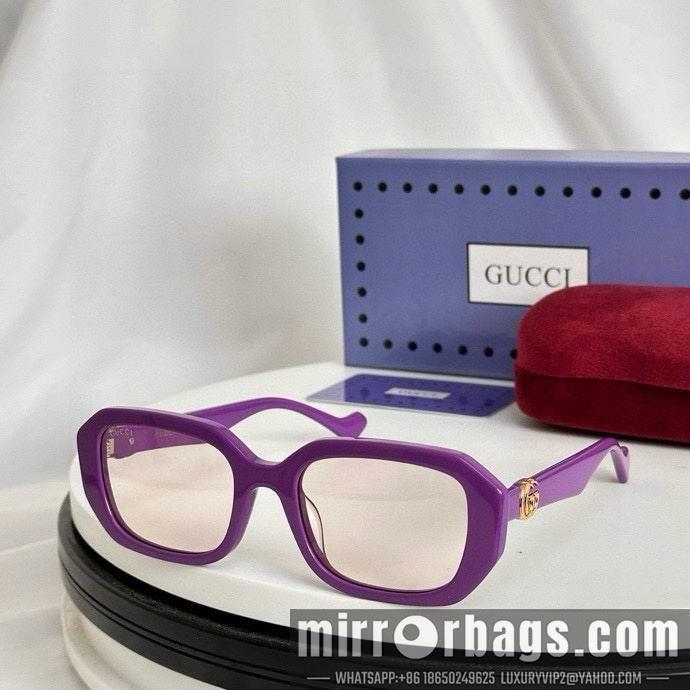 Gucci Glasses smx211