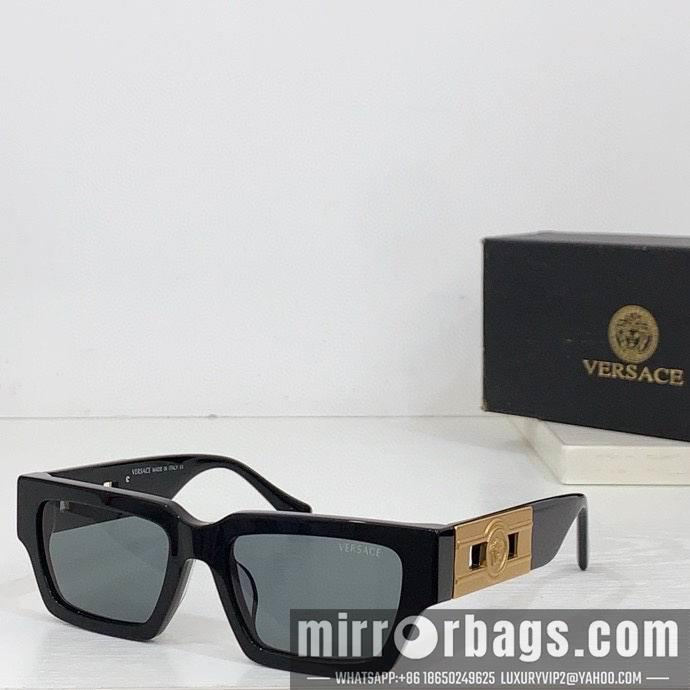 Versace Glaases smx171