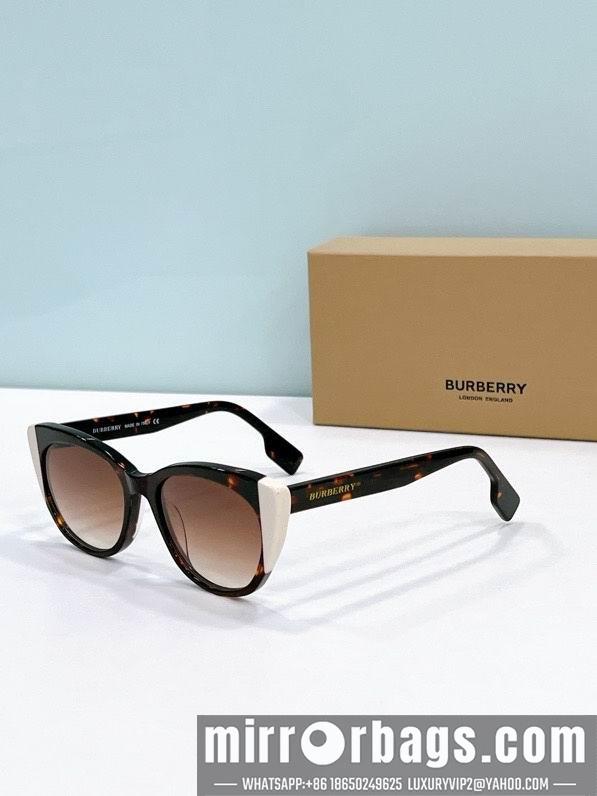 Burberry Glasses smx67