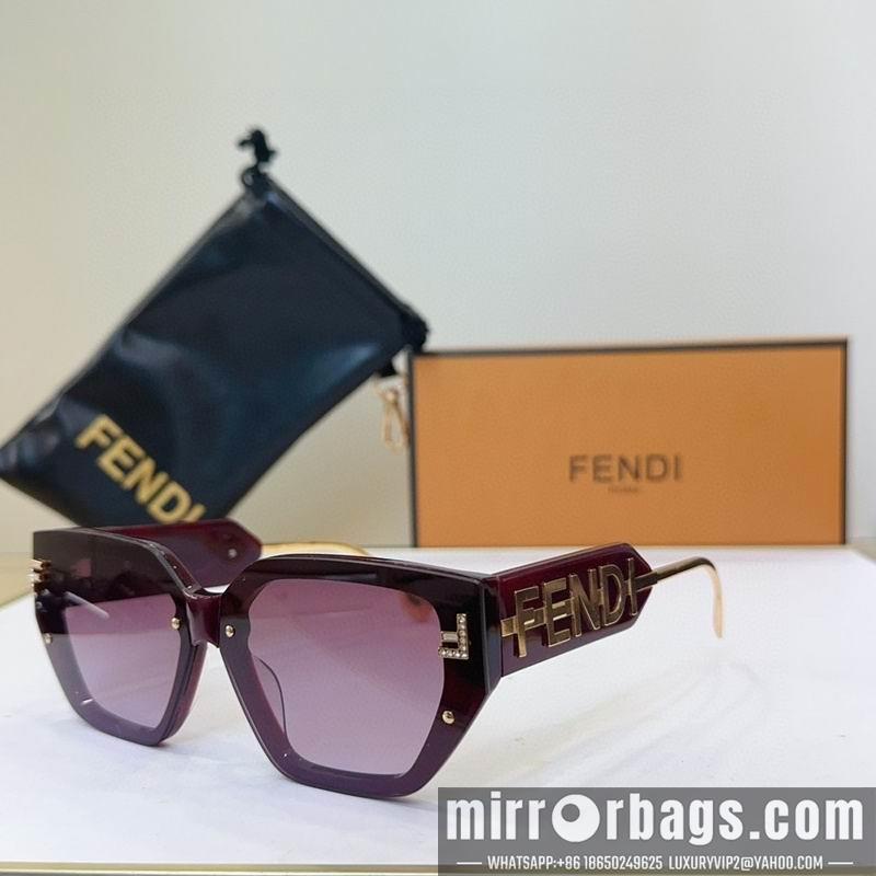 Fendi Glasses smh52
