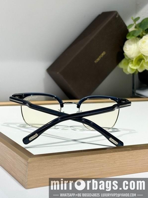 Tom Ford Glasses smx162