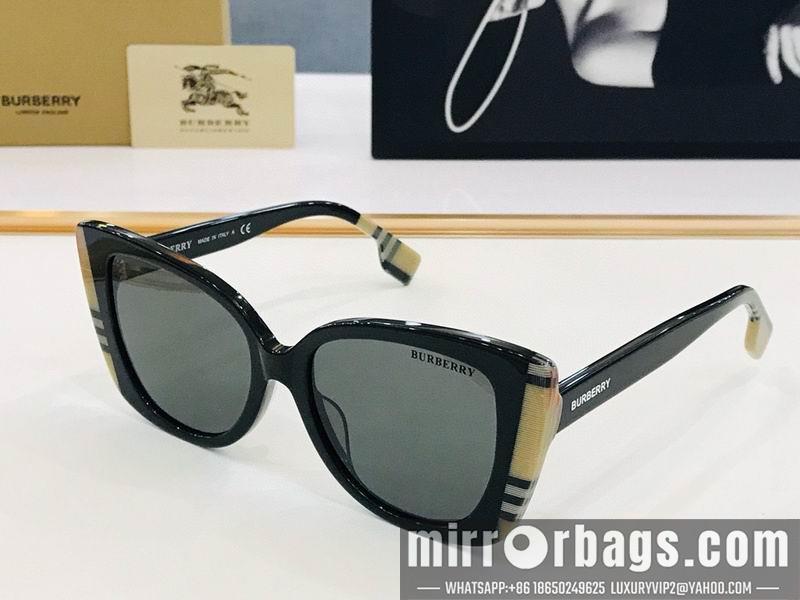 Burberry Glasses smx20