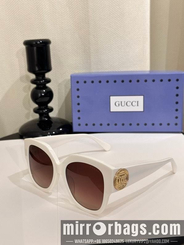 Gucci Glasses smx100