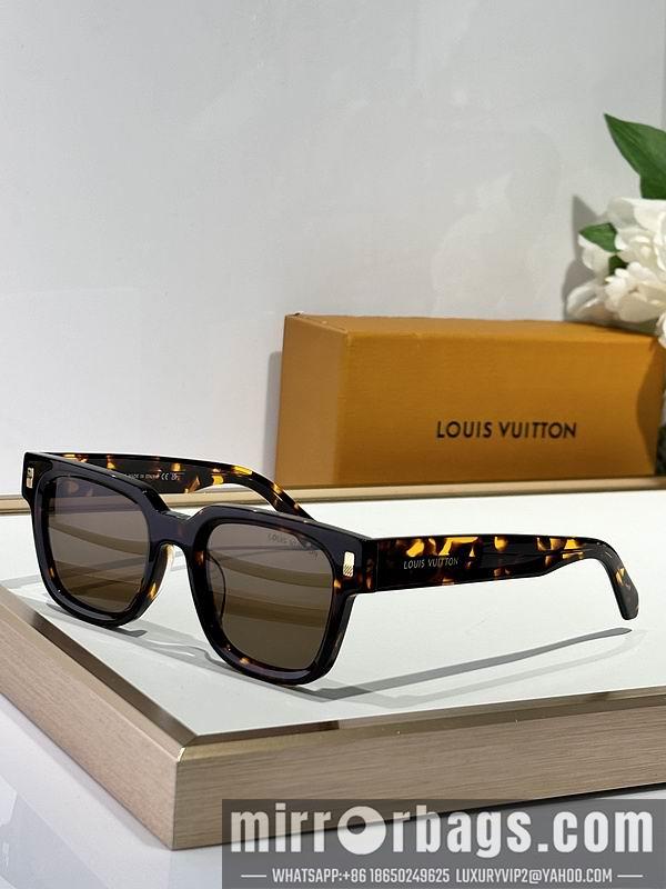 LV Glasses smh107
