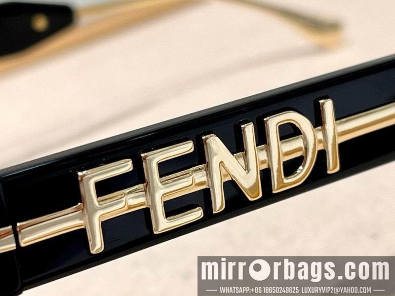 Fendi Glasses smx110