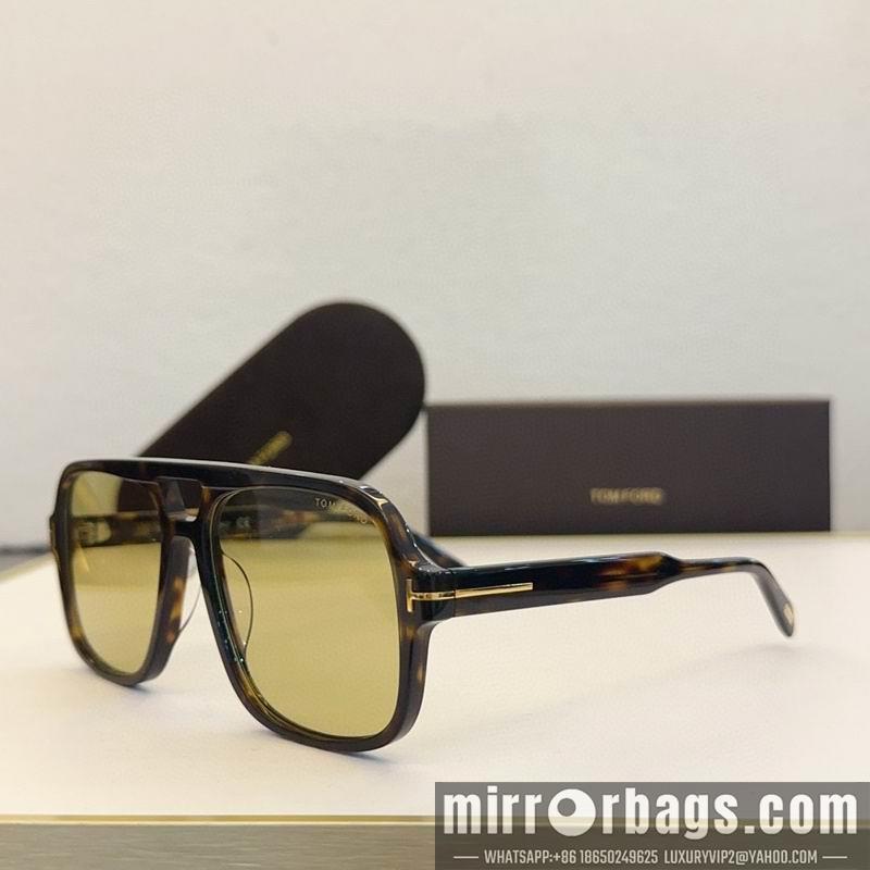 Tom Ford Glasses smx143
