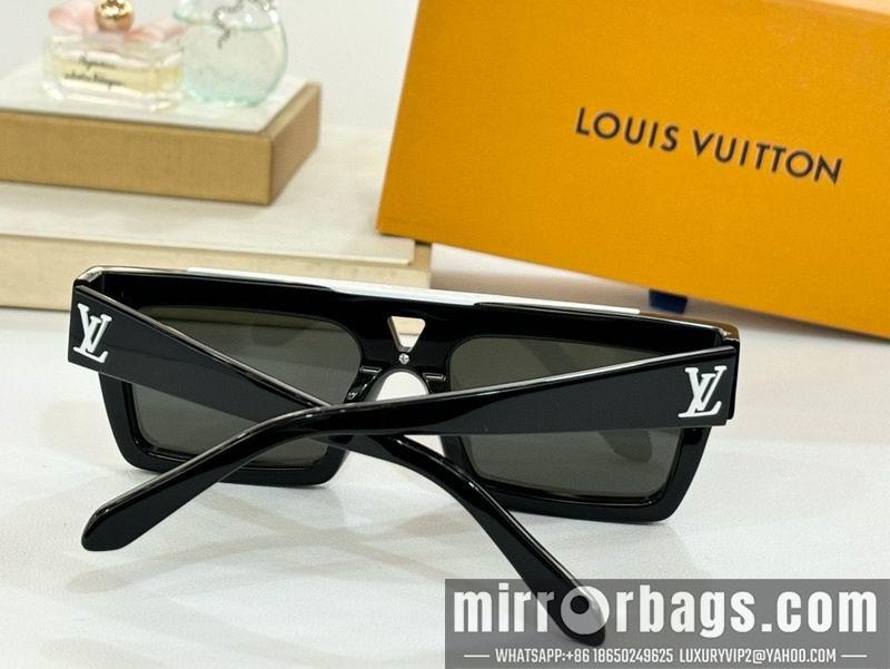 LV Glasses smr52