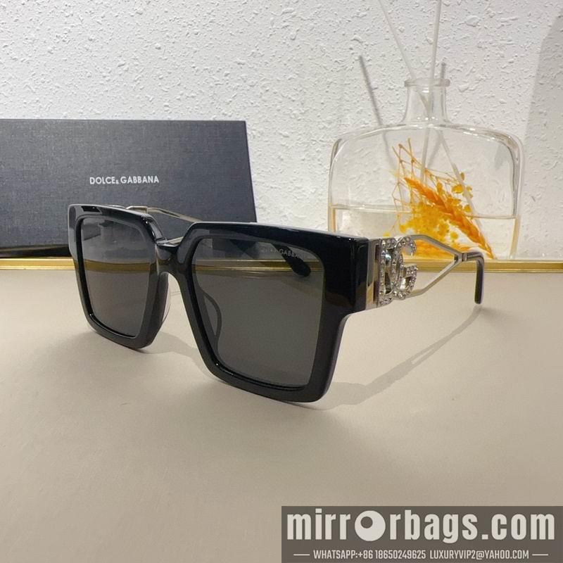 DG Glasses 010208