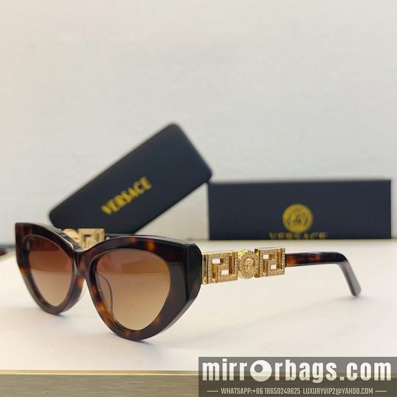 Versace Glaases smx162
