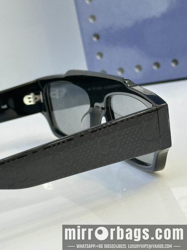 Gucci Glasses smh98