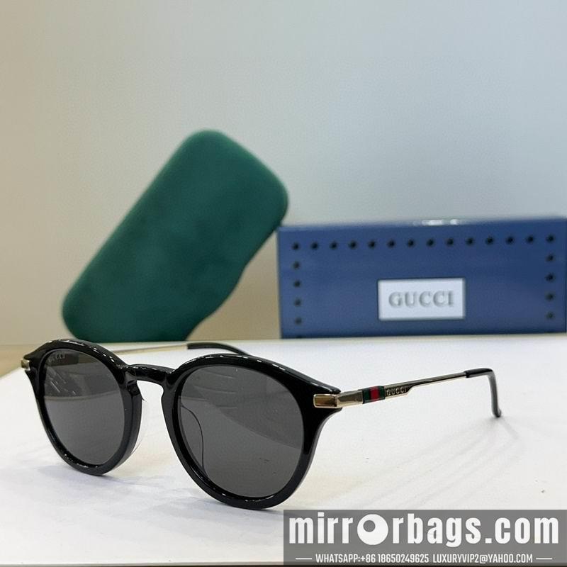 Gucci Glasses smh60
