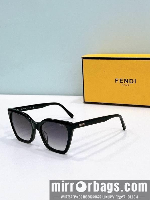 Fendi Glasses smx132