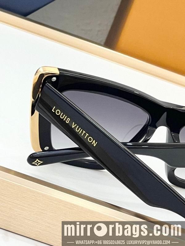 LV Glasses smh215