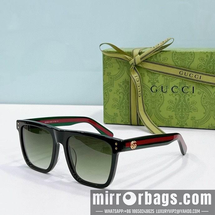 Gucci Glasses smx90