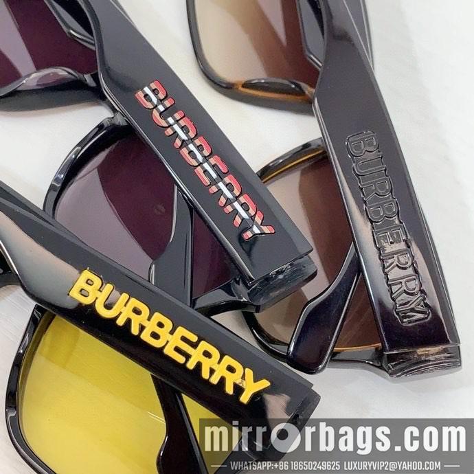 Burberry Glasses smx75