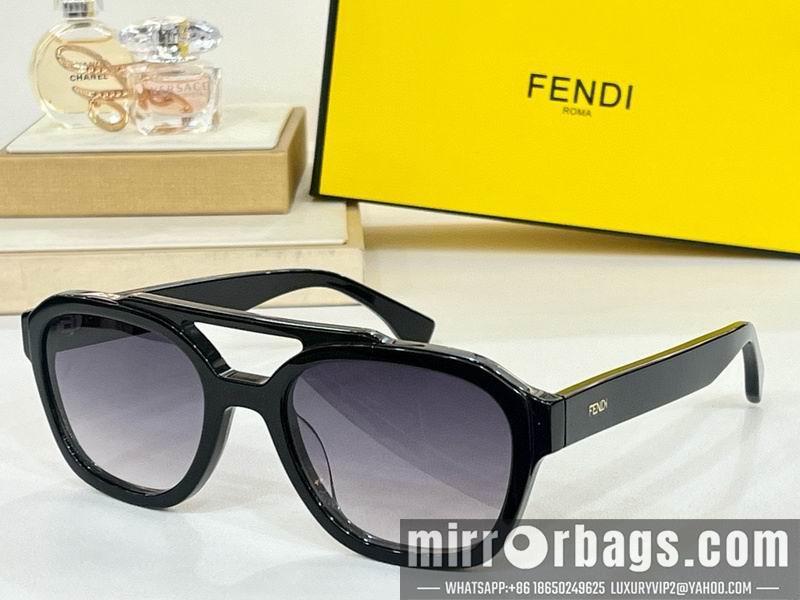 Fendi Glasses smx83