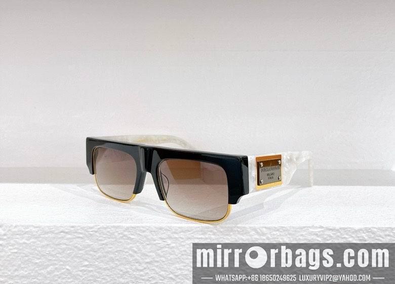 DG Glasses 010217
