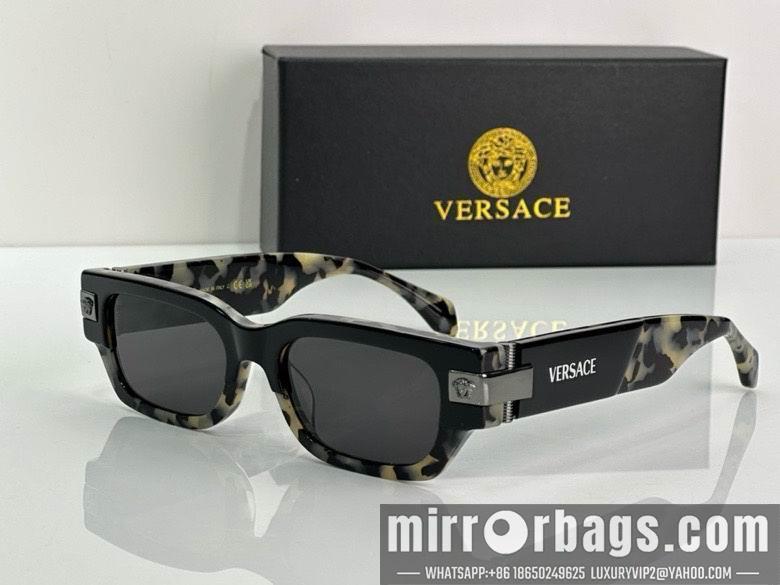 Versace Glaases smx106