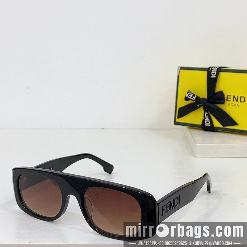 Fendi Glasses smh28