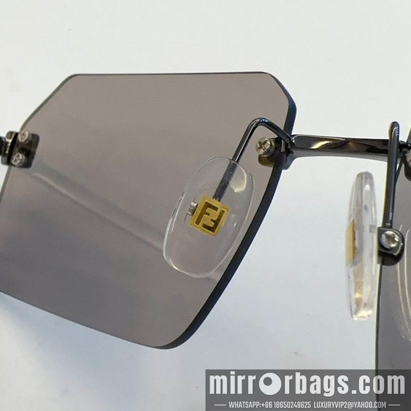 Fendi Glasses smx149