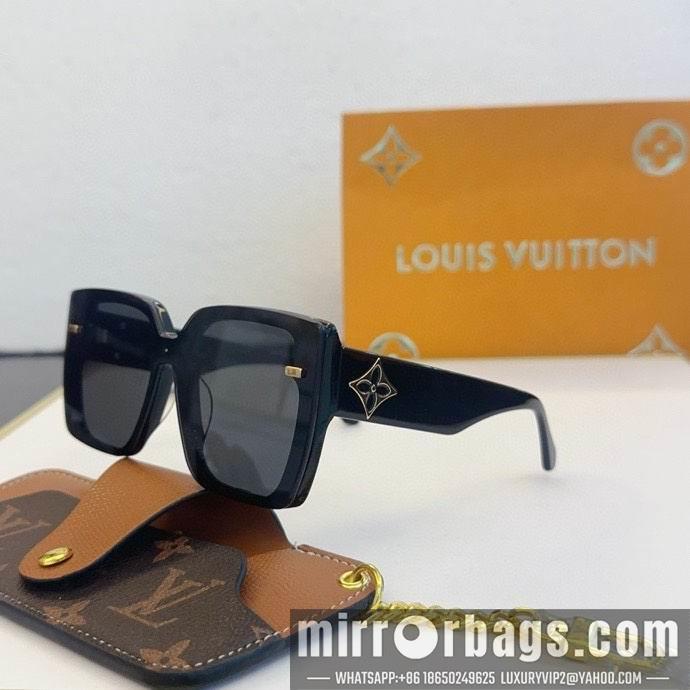 LV Glasses smx210