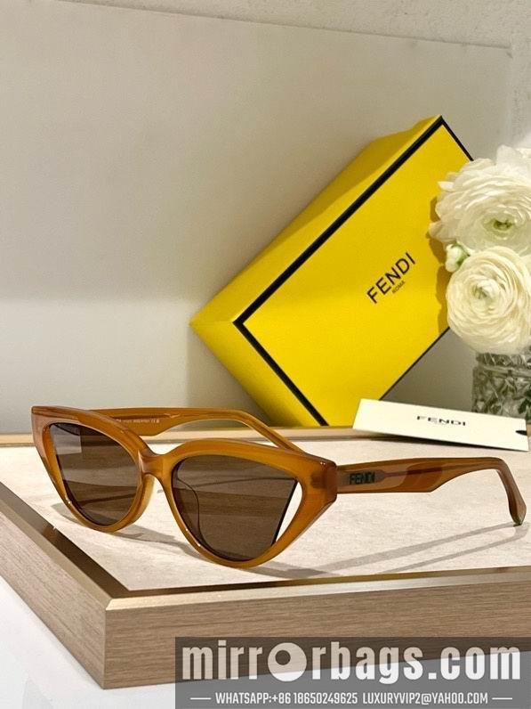 Fendi Glasses smx68