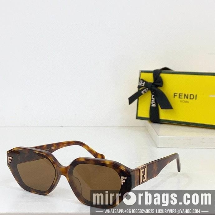 Fendi Glasses smx158