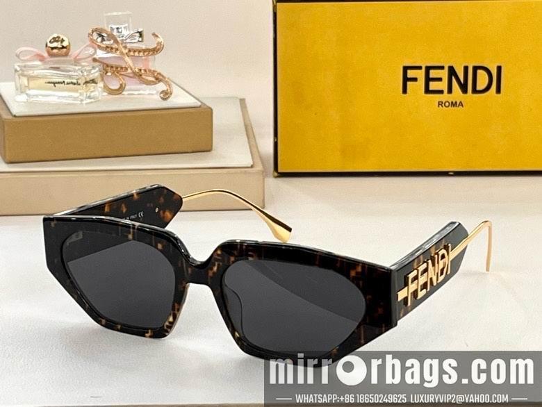 Fendi Glasses smx66
