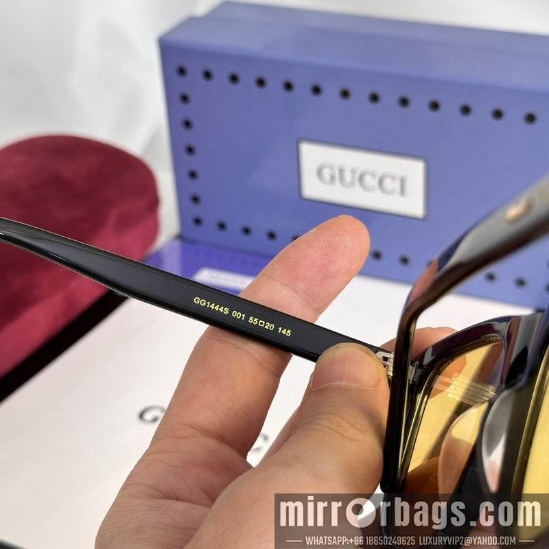 Gucci Glasses smr156