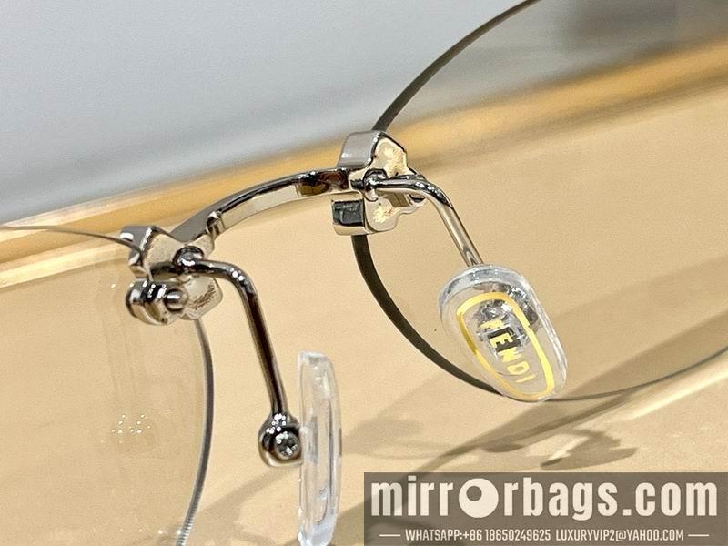 Fendi Glasses smx75