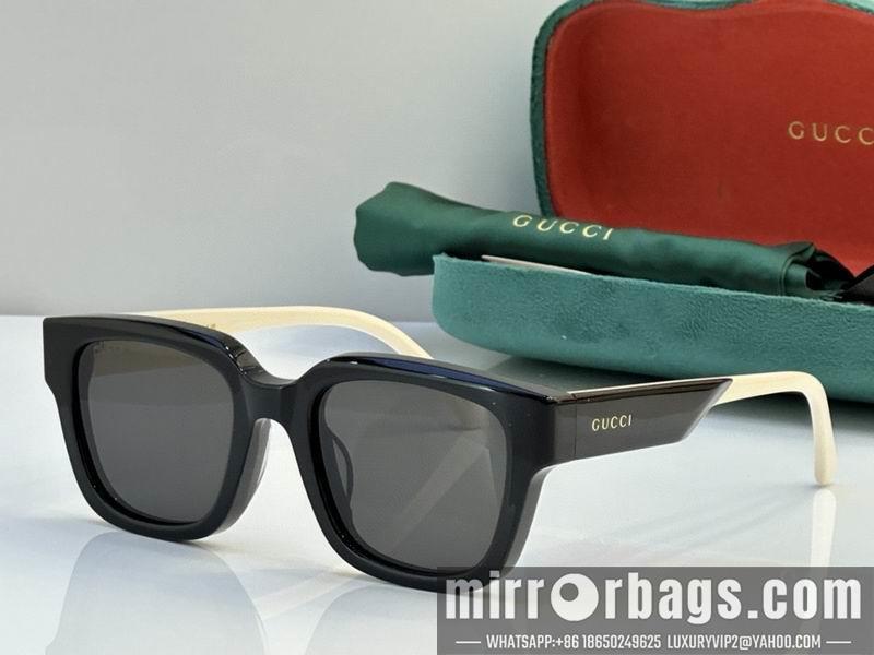 Gucci Glasses smh17