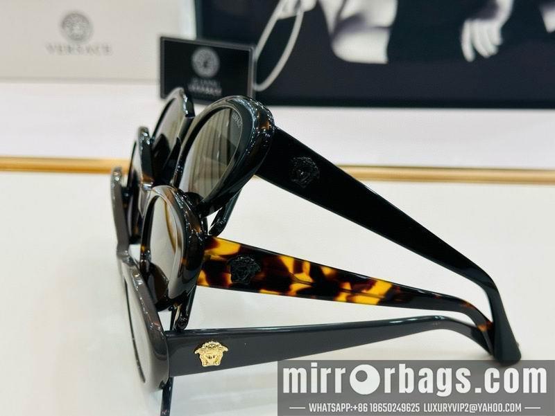 Versace Glaases smx89