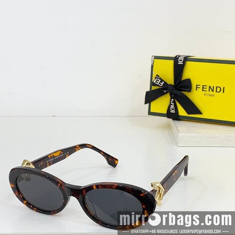 Fendi Glasses smh25