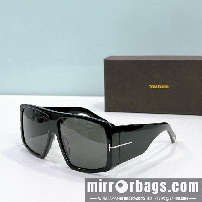 Tom Ford Glasses smx109