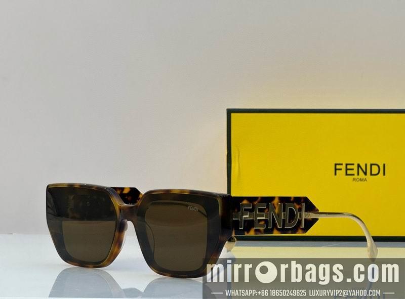 Fendi Glasses smx56