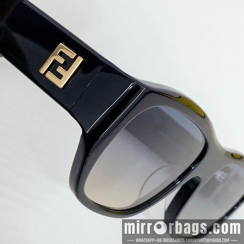 Fendi Glasses smx44