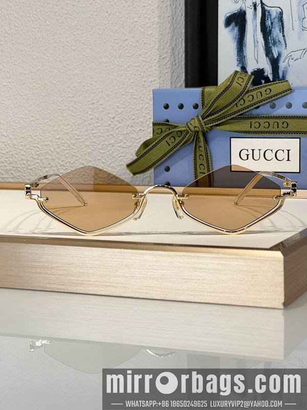 Gucci Glasses smx141