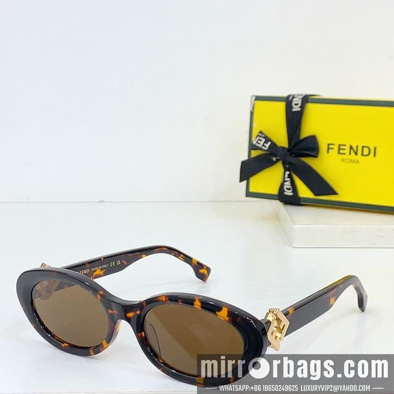 Fendi Glasses smh32