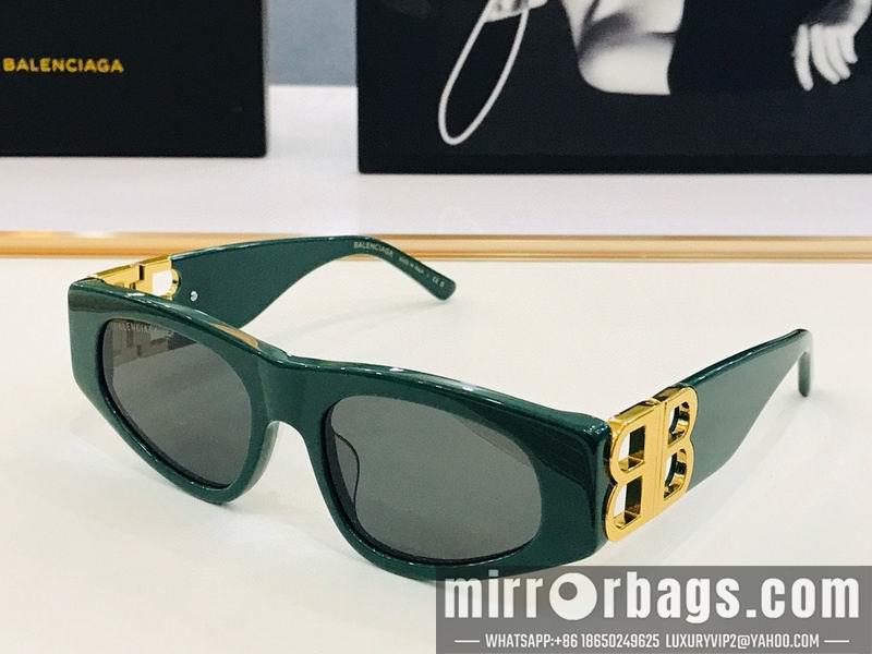 Balenciaga Glasses smx40