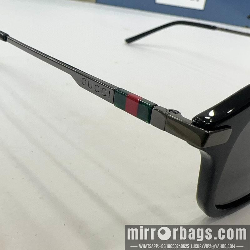 Gucci Glasses smh55