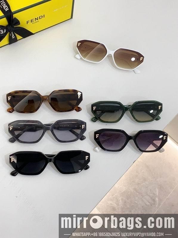 Fendi Glasses smx158