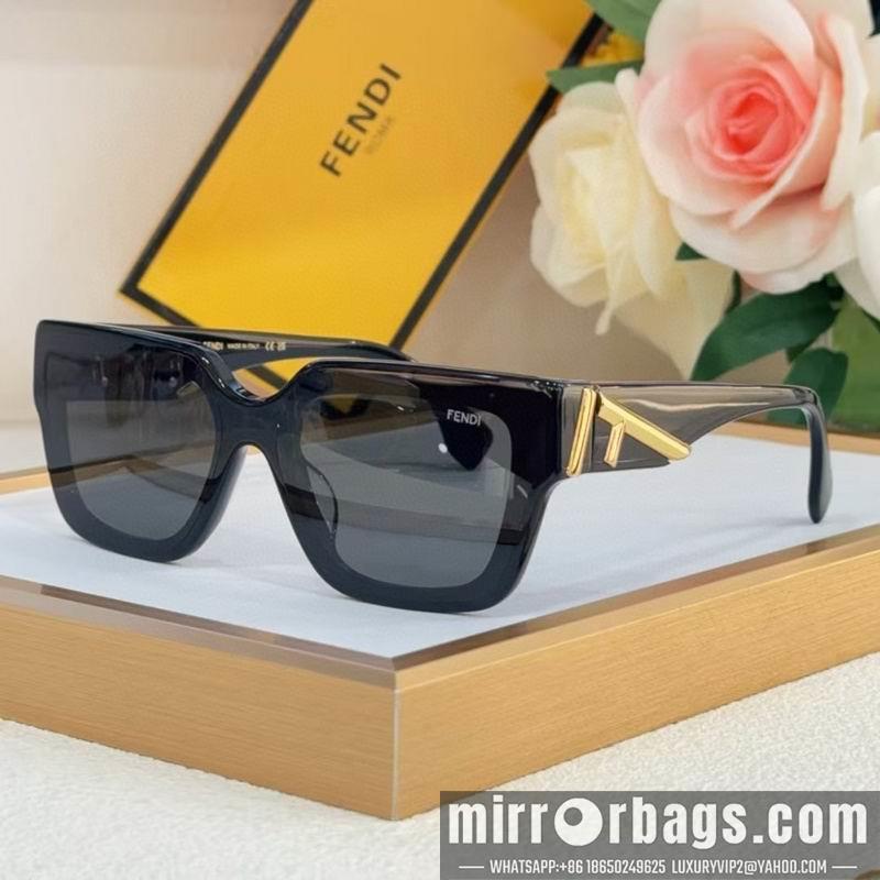 Fendi Glasses smh111
